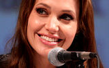 454px-angelina_jolie_by_gage_skidmore_2_1_